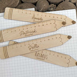 Load image into Gallery viewer, Baby hanger - With your own name
